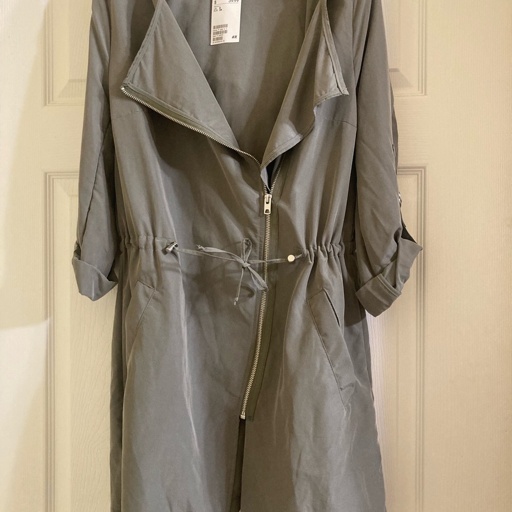H&M Divided Women’s Light Green Coat with Hood